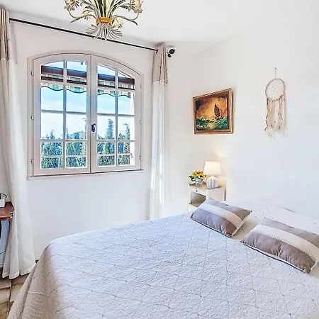 別荘 La Coustelline By Interhome