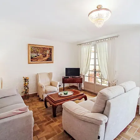 別荘 La Coustelline By Interhome