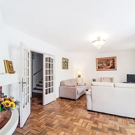 La Coustelline By Interhome